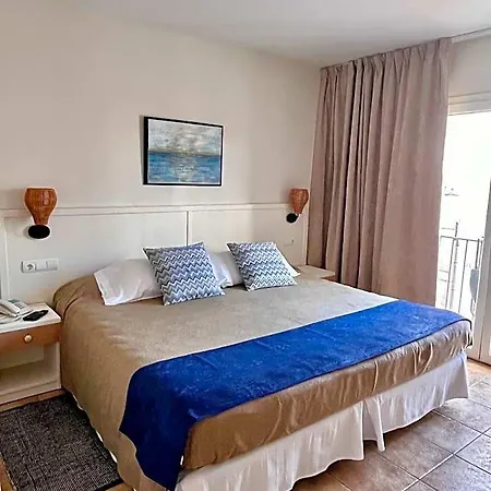 فندق La Muntanya بالافروجيل